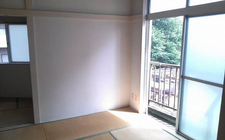 以前の部屋の様子。現在の小野さんの部屋の雰囲気とは全く異なる（画像提供／まちづクリエイティブ）